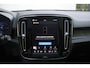 Volvo XC40 Recharge Pro Adaptieve Cruise Control met Pilot Assist | Panoramisch schuif/kanteldak | Premium audio by Harman Kardon | 360 Parkeercamera | Elek. voorstoelen met geheugen | Verwarmbare voorstoelen + stuurwiel |