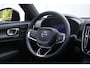 Volvo XC40 Recharge Pro Adaptieve Cruise Control met Pilot Assist | Panoramisch schuif/kanteldak | Premium audio by Harman Kardon | 360 Parkeercamera | Elek. voorstoelen met geheugen | Verwarmbare voorstoelen + stuurwiel |
