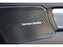 Volvo XC40 Recharge Pro Adaptieve Cruise Control met Pilot Assist | Panoramisch schuif/kanteldak | Premium audio by Harman Kardon | 360 Parkeercamera | Elek. voorstoelen met geheugen | Verwarmbare voorstoelen + stuurwiel |