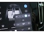 Volvo XC40 Recharge Pro Adaptieve Cruise Control met Pilot Assist | Panoramisch schuif/kanteldak | Premium audio by Harman Kardon | 360 Parkeercamera | Elek. voorstoelen met geheugen | Verwarmbare voorstoelen + stuurwiel |