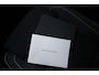 Volvo XC40 Recharge Pro Adaptieve Cruise Control met Pilot Assist | Panoramisch schuif/kanteldak | Premium audio by Harman Kardon | 360 Parkeercamera | Elek. voorstoelen met geheugen | Verwarmbare voorstoelen + stuurwiel |