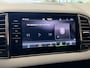 Skoda Karoq 1.5 TSI ACT STYLE NAVIGATIE CRUISE COMNTROL ELEK. VERST. BESTUURDERSSTOEL MET GEHEUGEN STOEL EN VOORRUIT VERWARMING APPLE CARPLAY/ANDROID ACHTERUITRIJCAMERA ZEER MOOI !!