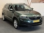 Skoda Karoq 1.5 TSI ACT STYLE NAVIGATIE CRUISE COMNTROL ELEK. VERST. BESTUURDERSSTOEL MET GEHEUGEN STOEL EN VOORRUIT VERWARMING APPLE CARPLAY/ANDROID ACHTERUITRIJCAMERA ZEER MOOI !!