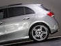 Mercedes-Benz A-klasse 180 AMG Line (SFEERVERLICHTING, STOELVERWARMING, PANO, APPLE CARPLAY/ANDROID AUTO, MULTIFUNCTIONEEL STUUR)