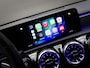 Mercedes-Benz A-klasse 180 AMG Line (SFEERVERLICHTING, STOELVERWARMING, PANO, APPLE CARPLAY/ANDROID AUTO, MULTIFUNCTIONEEL STUUR)