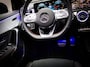 Mercedes-Benz A-klasse 180 AMG Line (SFEERVERLICHTING, STOELVERWARMING, PANO, APPLE CARPLAY/ANDROID AUTO, MULTIFUNCTIONEEL STUUR)