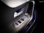 Mercedes-Benz A-klasse 180 AMG Line (SFEERVERLICHTING, STOELVERWARMING, PANO, APPLE CARPLAY/ANDROID AUTO, MULTIFUNCTIONEEL STUUR)