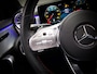 Mercedes-Benz A-klasse 180 AMG Line (SFEERVERLICHTING, STOELVERWARMING, PANO, APPLE CARPLAY/ANDROID AUTO, MULTIFUNCTIONEEL STUUR)