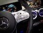Mercedes-Benz A-klasse 180 AMG Line (SFEERVERLICHTING, STOELVERWARMING, PANO, APPLE CARPLAY/ANDROID AUTO, MULTIFUNCTIONEEL STUUR)