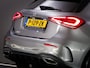 Mercedes-Benz A-klasse 180 AMG Line (SFEERVERLICHTING, STOELVERWARMING, PANO, APPLE CARPLAY/ANDROID AUTO, MULTIFUNCTIONEEL STUUR)