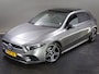 Mercedes-Benz A-klasse 180 AMG Line (SFEERVERLICHTING, STOELVERWARMING, PANO, APPLE CARPLAY/ANDROID AUTO, MULTIFUNCTIONEEL STUUR)
