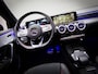 Mercedes-Benz A-klasse 180 AMG Line (SFEERVERLICHTING, STOELVERWARMING, PANO, APPLE CARPLAY/ANDROID AUTO, MULTIFUNCTIONEEL STUUR)