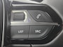Peugeot e-2008 EV Allure 50 kWh | Cruise Control | Climate Control | Camera | Apple & Android Carplay | Navigatie |