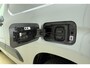 Peugeot e-Partner 136 L1 50 kWh | Climate Control | Cruise Control | Houten laadvloer | Stoel-, voorruit- en stuurverwarming | Warmtepomp | LED koplampen
