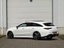 Mercedes-Benz CLA Shooting Brake 200 Business Solution AMG / Schuif Kantel Dak / Android Auto / Apple Carplay / Elektrische Stoelen / Stoelverwarming / Elektrische Achterklep /