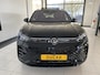 Volkswagen Tiguan 1.5 eHybrid R-Line Edition 272 PK Full Option, Panoramadak , Headup , Trekhaak, Leer , Massage stoelen