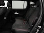 Mercedes-Benz GLB 180 136 PK Business Solution AMG Line | LED | Panoramadak | Afneembare Trekhaak | Navigatie | Stoelverwarming | Achteruitrijcamera | Elektrische Stoelen |