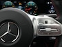 Mercedes-Benz GLB 180 136 PK Business Solution AMG Line | LED | Panoramadak | Afneembare Trekhaak | Navigatie | Stoelverwarming | Achteruitrijcamera | Elektrische Stoelen |
