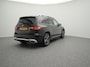 Mercedes-Benz GLB 180 136 PK Business Solution AMG Line | LED | Panoramadak | Afneembare Trekhaak | Navigatie | Stoelverwarming | Achteruitrijcamera | Elektrische Stoelen |