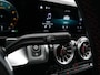 Mercedes-Benz GLB 180 136 PK Business Solution AMG Line | LED | Panoramadak | Afneembare Trekhaak | Navigatie | Stoelverwarming | Achteruitrijcamera | Elektrische Stoelen |