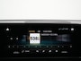 Mercedes-Benz GLB 180 136 PK Business Solution AMG Line | LED | Panoramadak | Afneembare Trekhaak | Navigatie | Stoelverwarming | Achteruitrijcamera | Elektrische Stoelen |