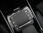 Mercedes-Benz GLB 180 136 PK Business Solution AMG Line | LED | Panoramadak | Afneembare Trekhaak | Navigatie | Stoelverwarming | Achteruitrijcamera | Elektrische Stoelen |