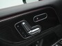 Mercedes-Benz GLB 180 136 PK Business Solution AMG Line | LED | Panoramadak | Afneembare Trekhaak | Navigatie | Stoelverwarming | Achteruitrijcamera | Elektrische Stoelen |