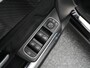 Mercedes-Benz GLB 180 136 PK Business Solution AMG Line | LED | Panoramadak | Afneembare Trekhaak | Navigatie | Stoelverwarming | Achteruitrijcamera | Elektrische Stoelen |