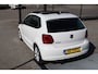 Volkswagen Polo 1.2 TSI Highline Panoramadak/Stoelverwarming/Apple carplay/Airco/Centrale deurvergrendeling/Licht metalen velgen