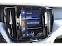 Volvo XC60 T8 Twin Engine AWD R-Design | Luchtvering | Trekhaak elektr. | Memory | Panoramadak