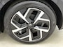 Volkswagen ID.3 Neo Style 58 kWh 190 PK | Steunhaak voor fietsendrager, afneembaar | Panoramadak | ergoActive Stoelen (Memory/massage) | 360 graden camera | Head-up display | Travel Assist | Apple Carplay | Android Auto |