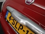 Fiat 500 0.9 TwinAir Lounge Bluetooth, Panoramadak, Buitenspiegels elektrisch verstel- en verwarmbaar, stuur multifunctioneel, Multimedia-voorbereiding. Deze Fiat 500 uit 2013 combineert Italiaans design met moderne techniek. Dankzij de pittige en zuinige 0.9 TwinAir motor rijd je soepel.