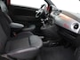 Fiat 500 0.9 TwinAir Lounge Bluetooth, Panoramadak, Buitenspiegels elektrisch verstel- en verwarmbaar, stuur multifunctioneel, Multimedia-voorbereiding. Deze Fiat 500 uit 2013 combineert Italiaans design met moderne techniek. Dankzij de pittige en zuinige 0.9 TwinAir motor rijd je soepel.