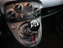 Fiat 500 0.9 TwinAir Lounge Bluetooth, Panoramadak, Buitenspiegels elektrisch verstel- en verwarmbaar, stuur multifunctioneel, Multimedia-voorbereiding. Deze Fiat 500 uit 2013 combineert Italiaans design met moderne techniek. Dankzij de pittige en zuinige 0.9 TwinAir motor rijd je soepel.