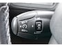 Peugeot 208 PureTech 82 Blue Lease Executive Navigatie | Airco | Parkeerhulp | LM Velgen |
