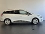 Renault Clio Estate 0.9 TCe Limited ALL-SEASON BANDEN | PARKEERSENSOREN ACHTER | AIRCO | NAVIGATIE |