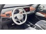 Volkswagen ID.3 First Plus 58 kWh SOH 91% | IQ.Light | Trekhaak | Camera | 19" | Navi