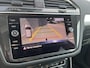 Volkswagen Tiguan 1.5 TSI ACT Comfortline Business / Trekhaak (1.800KG) / Adaptief Cruise Control / 360 Camera / Dakrails / Massage Functie Voorstoelen / Stoel-. Stuur Verwarming / Airco / Navigatie / Bluetooth / Radio /