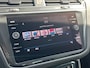 Volkswagen Tiguan 1.5 TSI ACT Comfortline Business / Trekhaak (1.800KG) / Adaptief Cruise Control / 360 Camera / Dakrails / Massage Functie Voorstoelen / Stoel-. Stuur Verwarming / Airco / Navigatie / Bluetooth / Radio /