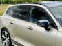 Volvo V60 2.0 T6 Recharge AWD R-Design|Panoramadak|Stoelverw. en ventilatie|Zeer net!