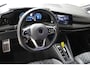 Volkswagen Golf 1.5 eTSI R-Line (2x) DSG | Navigatie | LM '17 | PDC + Camera |  Aut. Airco