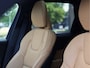 Volvo XC60 2.0 T8 PHEV AWD Ultimate Dark Luchtvering | Massage | Pano | Harman/Kardon | Org. NL