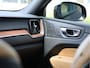 Volvo XC60 2.0 T8 PHEV AWD Ultimate Dark Luchtvering | Massage | Pano | Harman/Kardon | Org. NL