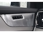Volvo XC90 2.0 T8 Plug-in hybrid AWD Ultra Bright Exec. Ed. | Geventileerde voorstoelen | Massagefunctie | Luchtvering | 22" lichtmetalen velgen | Stoelverwarming | verwarmd stuurwiel | Elektr. bedienbaar schuif-\-kanteldak | Extra getint glas | Gelamineerde ramen | Bowers & wilkins Audio | Head-up display | Google Services |