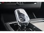 Volvo XC90 2.0 T8 Plug-in hybrid AWD Ultra Bright Exec. Ed. | Geventileerde voorstoelen | Massagefunctie | Luchtvering | 22" lichtmetalen velgen | Stoelverwarming | verwarmd stuurwiel | Elektr. bedienbaar schuif-\-kanteldak | Extra getint glas | Gelamineerde ramen | Bowers & wilkins Audio | Head-up display | Google Services |