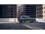 Volvo XC90 2.0 T8 Plug-in hybrid AWD Ultra Bright Exec. Ed. | Geventileerde voorstoelen | Massagefunctie | Luchtvering | 22" lichtmetalen velgen | Stoelverwarming | verwarmd stuurwiel | Elektr. bedienbaar schuif-\-kanteldak | Extra getint glas | Gelamineerde ramen | Bowers & wilkins Audio | Head-up display | Google Services |