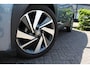 Toyota Aygo X 1.0 VVT-i S-CVT Premium | Rijklaar | 'Trekhaak' | Keyless | LED | Half-leder | Stoelverw. | Sensoren v+a | Camera | Clima | Adap.cruise