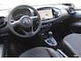 Toyota Aygo X 1.0 VVT-i S-CVT Premium | Rijklaar | 'Trekhaak' | Keyless | LED | Half-leder | Stoelverw. | Sensoren v+a | Camera | Clima | Adap.cruise