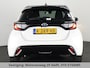 Toyota Yaris 1.5 HYBRIDE BLACK & WHITE GARANTIE TOT 3-2031! . APPLE CARPLAY & ANDRIOD AUTO . ACHTERUITRIJ CAMERA . ADAPTIEVE CRUISE CONTROL .
