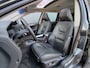 Volvo XC70 2.5 T Summum Trekhaak - Leder - Schuif/Kanteldak - Nieuwe APK - NL auto